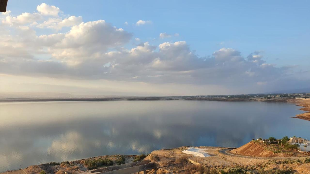 Apartment Comfy Sea View At Deadsea Samarah *